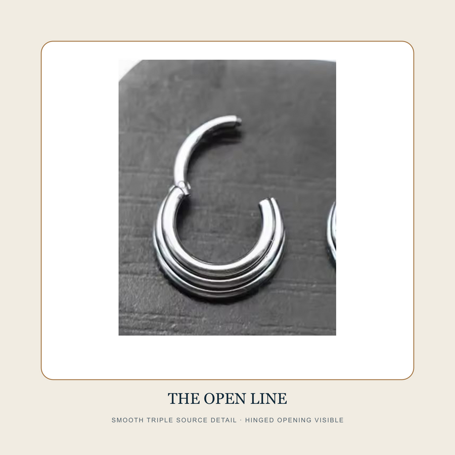 Open Smooth Triple source detail showing the hinged opening and three aligned smooth bands